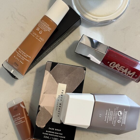 Fenty Beauty Bundle - Picture 4 of 4